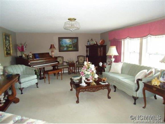 615 Indian Creek Road - Photo 17