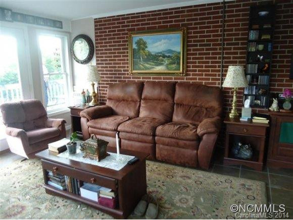 615 Indian Creek Road - Photo 19