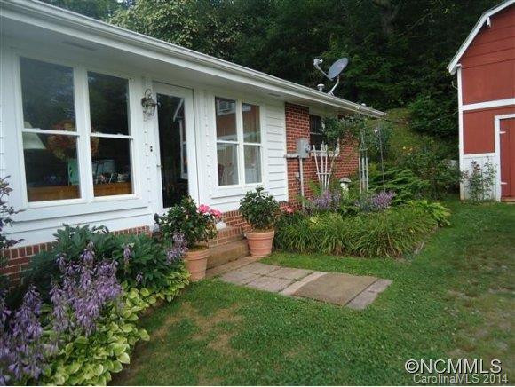 615 Indian Creek Road - Photo 6
