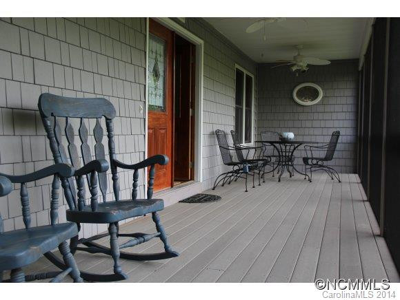 270 Acorn Lane - Photo 2