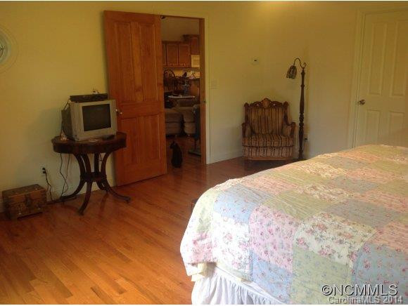 270 Acorn Lane - Photo 6