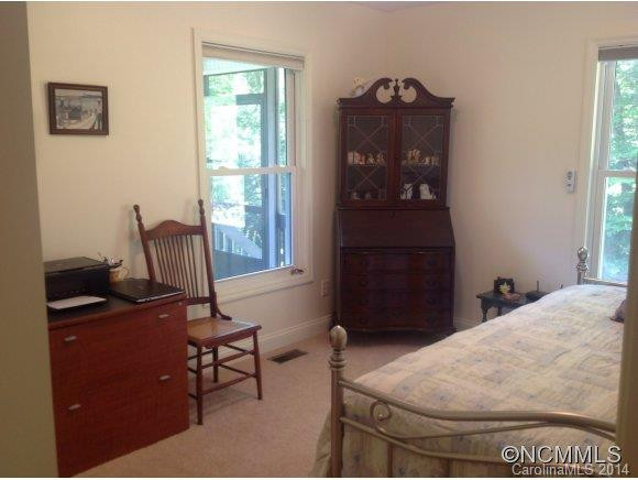 270 Acorn Lane - Photo 10