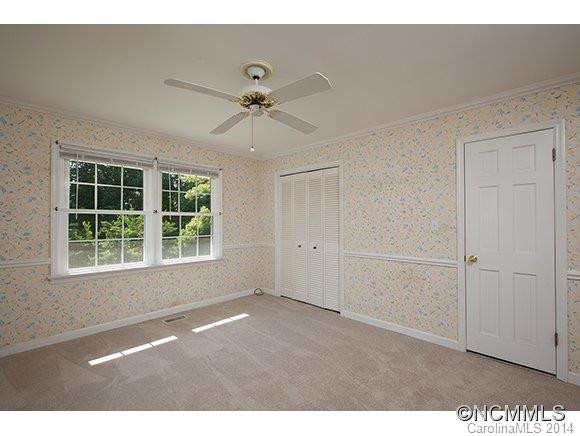 241 Evergreen Street - Photo 12
