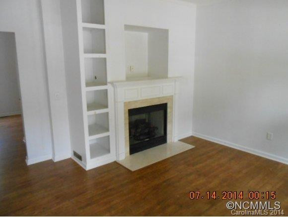  - Photo 2