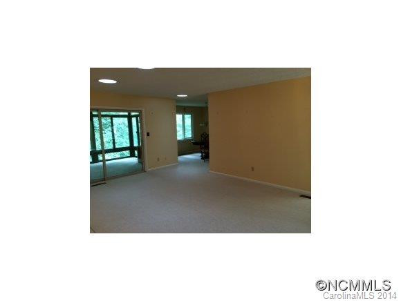 204 Crowfields Drive - Photo 8