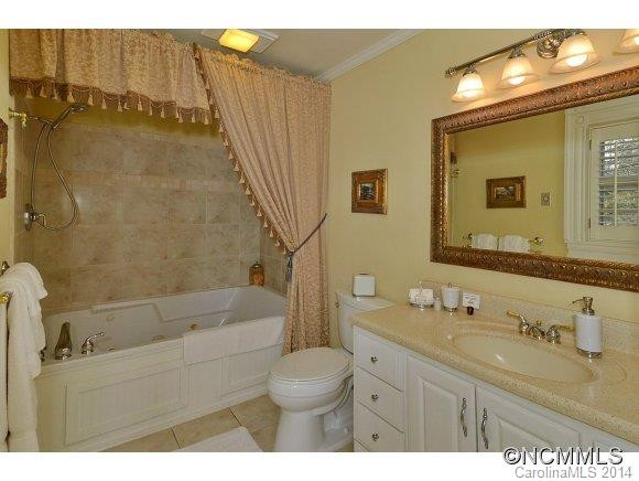 224 Love Lane - Photo 16