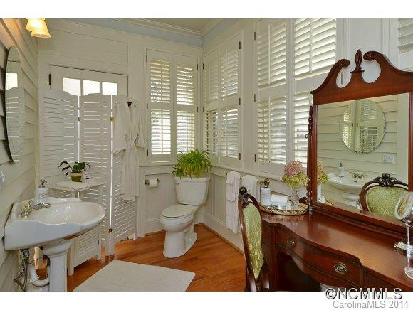 224 Love Lane - Photo 17