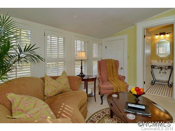 224 Love Lane - Photo 19