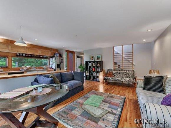 16 CONESTEE PLACE - Photo 4
