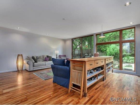 16 CONESTEE PLACE - Photo 6