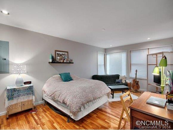 16 CONESTEE PLACE - Photo 9