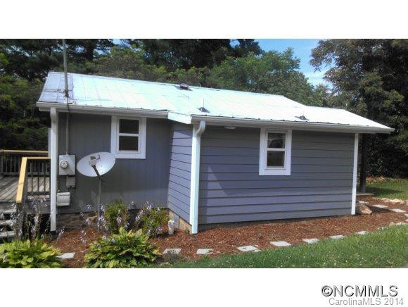 81 Overlook Rd - Photo 2