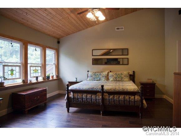 96 Caledonia Rd - Photo 10