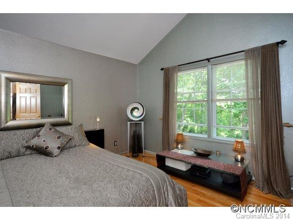 196 Rockhold Drive - Photo 13