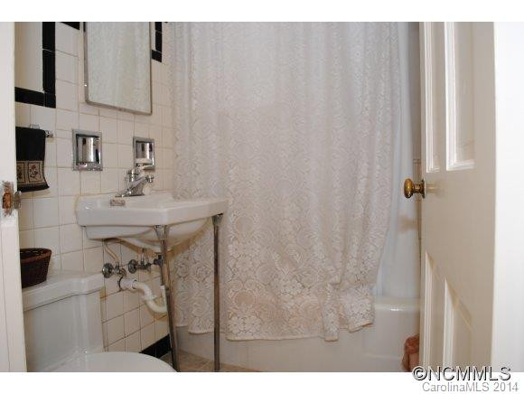 58 Shorewood Dr - Photo 13