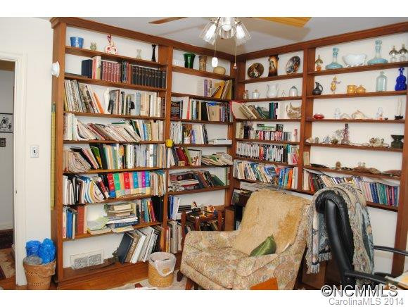 58 Shorewood Dr - Photo 9