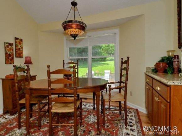 200 GATEWAY DRIVE - Photo 11