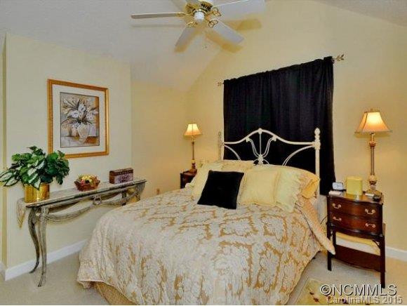 200 GATEWAY DRIVE - Photo 17