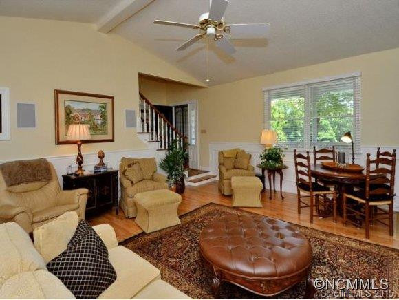 200 GATEWAY DRIVE - Photo 8