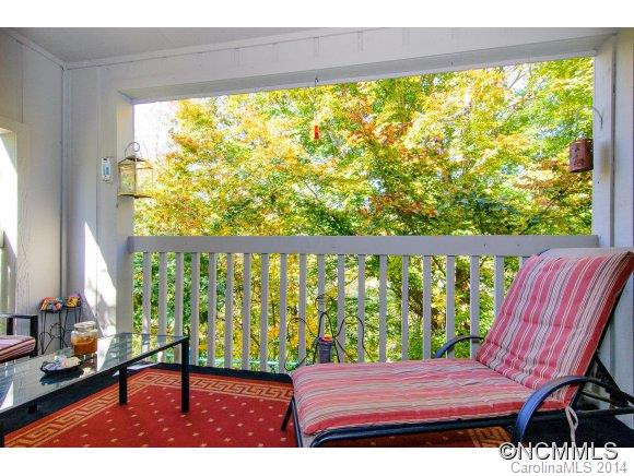 1701 Abbey Circle - Photo 11