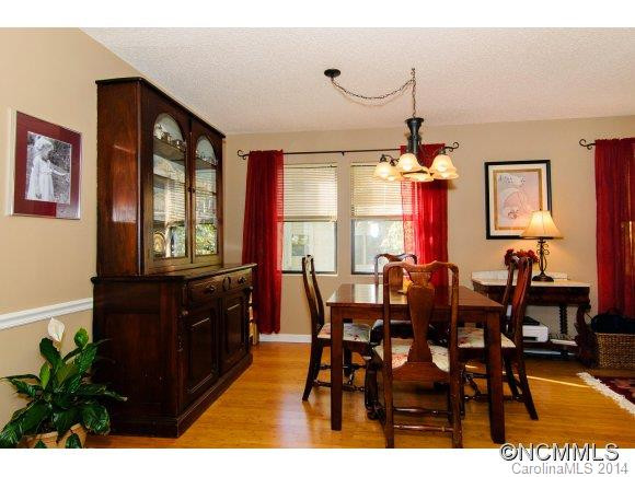 1701 Abbey Circle - Photo 8