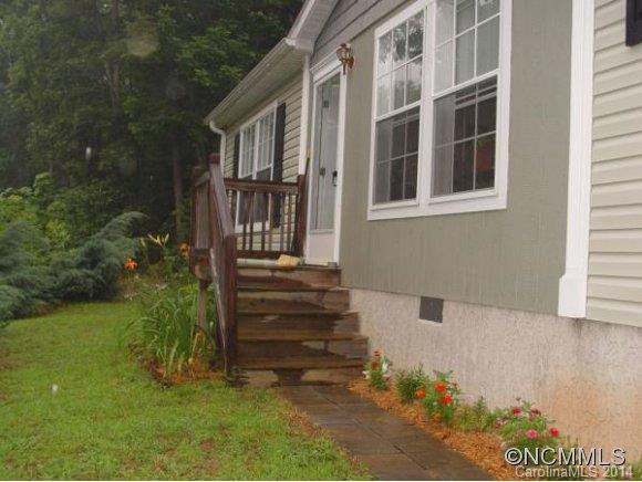 30 KAYCE DRIVE - Photo 2