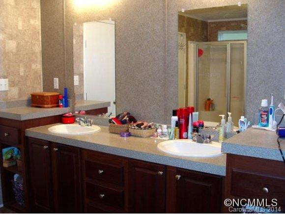 30 KAYCE DRIVE - Photo 11