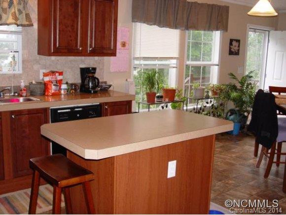 30 KAYCE DRIVE - Photo 6
