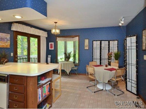 4 Ridgeview Drive - Photo 2