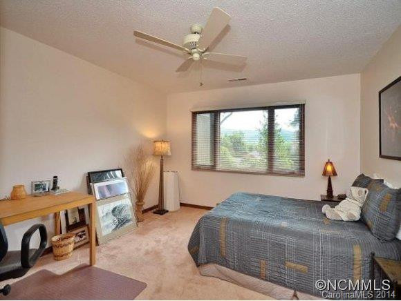 4 Ridgeview Drive - Photo 10