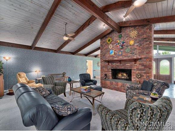 28 FOSTER ESTATE DRIVE - Photo 4