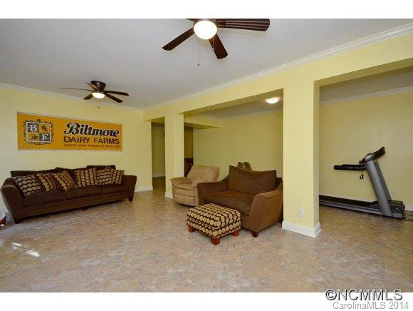 21 Courseview  Drive - Photo 20