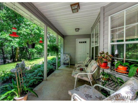 99 Amelia Drive - Photo 18