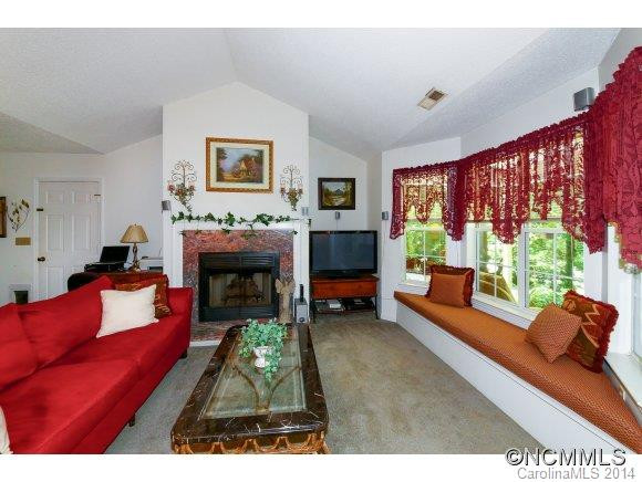 99 Amelia Drive - Photo 3