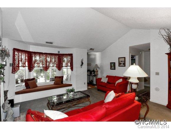 99 Amelia Drive - Photo 4