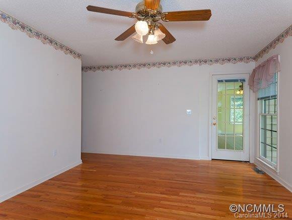 33 Lake Wood Avenue - Photo 12