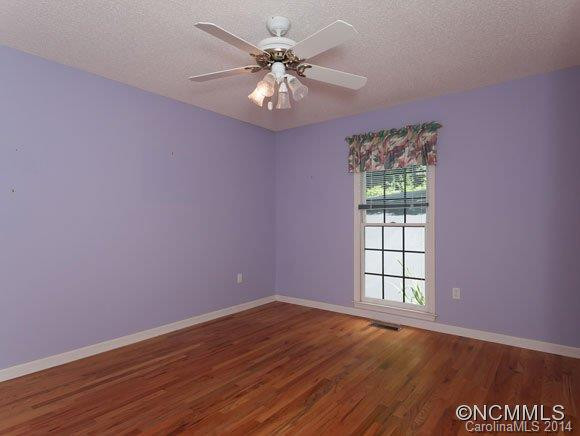 33 Lake Wood Avenue - Photo 17