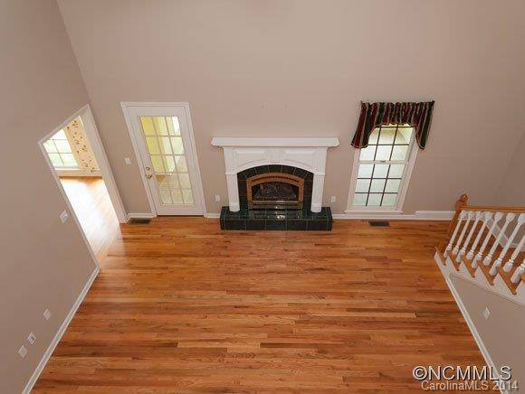 33 Lake Wood Avenue - Photo 3