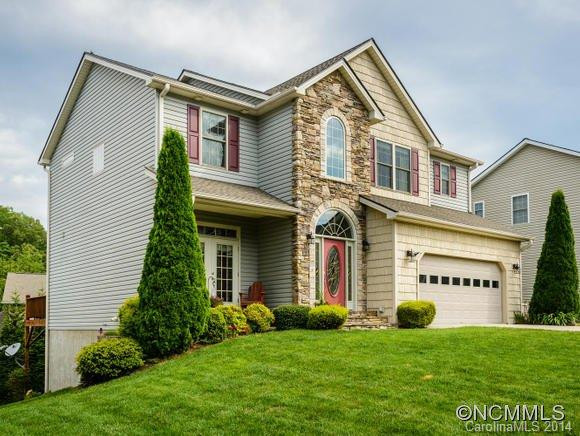 212 Rivercrest Boulevard - Photo 2