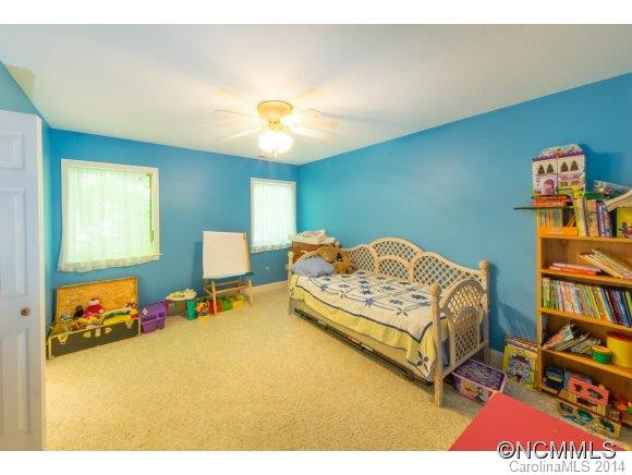 243 Sedi Lane - Photo 11
