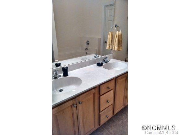 4 River Mead Ct - Photo 12