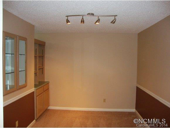 2504 Sagamore Lane - Photo 12