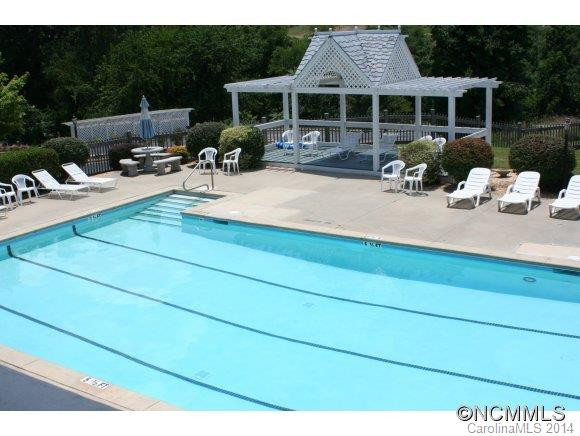 2504 Sagamore Lane - Photo 3
