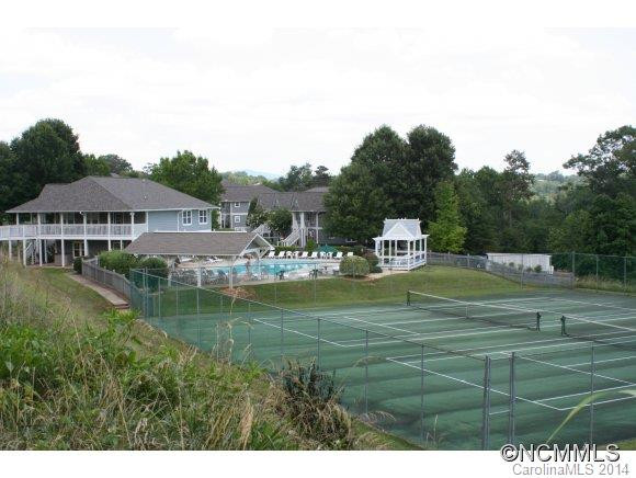 2504 Sagamore Lane - Photo 4
