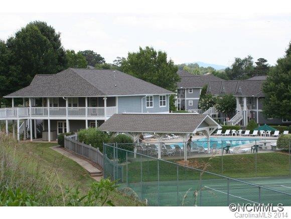 2504 Sagamore Lane - Photo 5