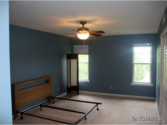 2504 Sagamore Lane - Photo 10