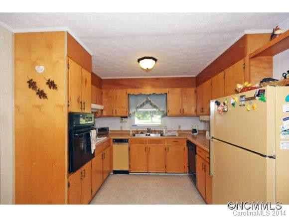 2109 Dutch Cove Road - Photo 7