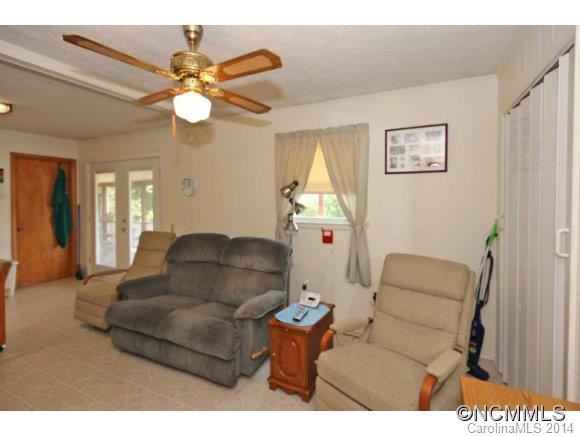 2109 Dutch Cove Road - Photo 9