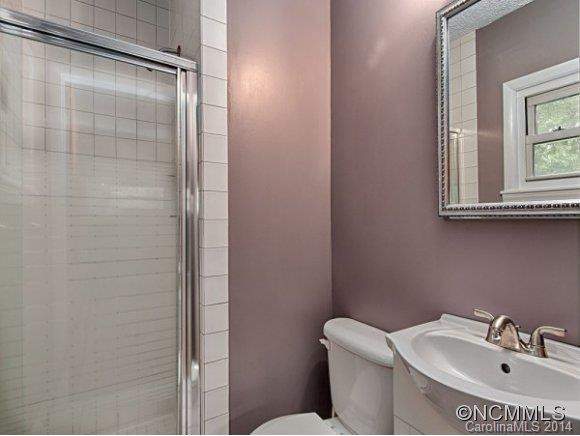 155 HOMESTEAD RD - Photo 10