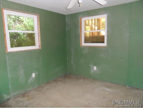 670 Redmon Road - Photo 4